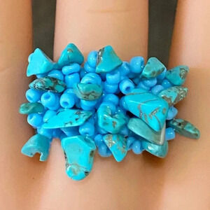 Magnesite Dyed Turquoise Handmade Seed Bead and Stone Chips Stretch Ring